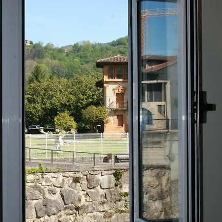 Hotel Nochendi Onís