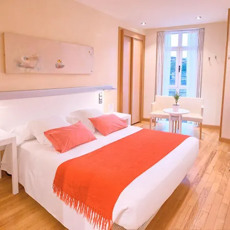 Hotel Nochendi Onís