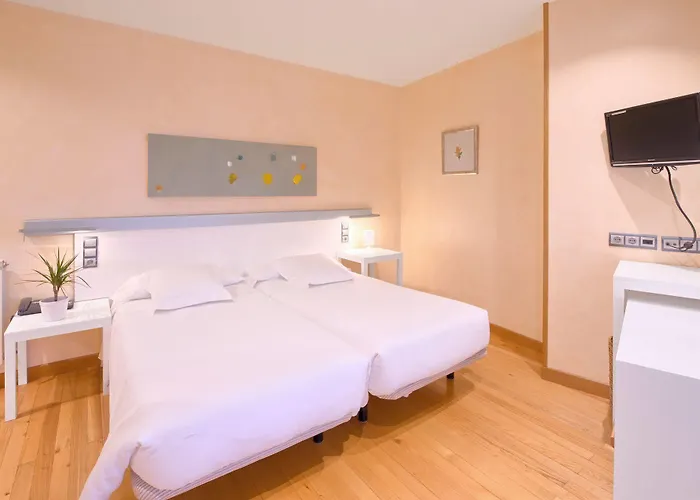 Hotel Nochendi Onís